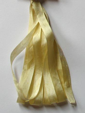 153 Egg Custard 7mm ribbon